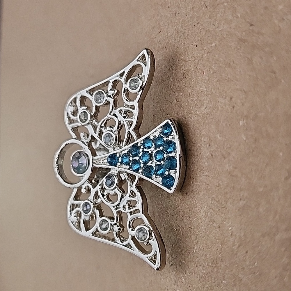 Pin Collection - Picture 13 of 13